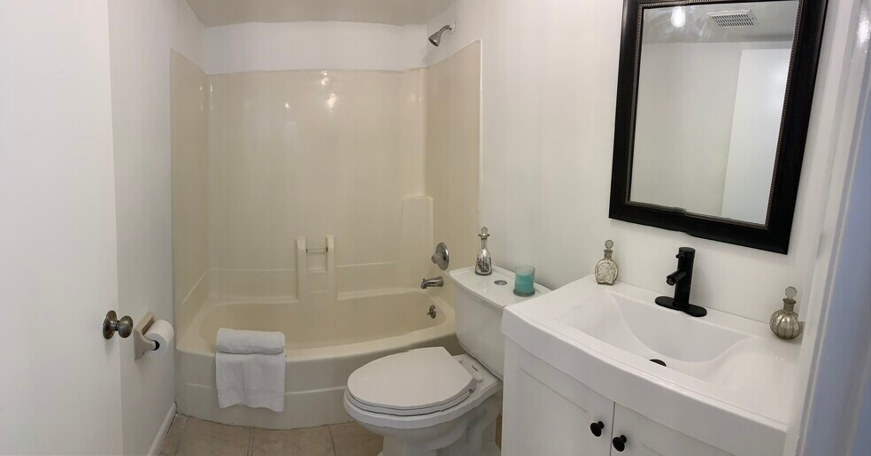 Building Photo - 7724 Tamara Lee Ct