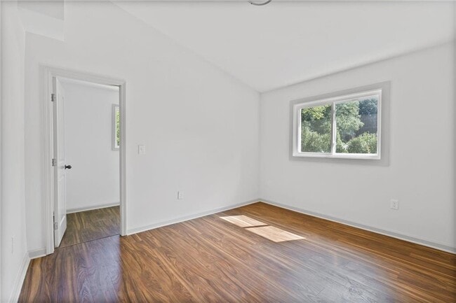 Building Photo - 3119 Piper Dr