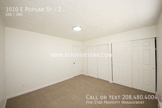 Building Photo - 1010 E Poplar St