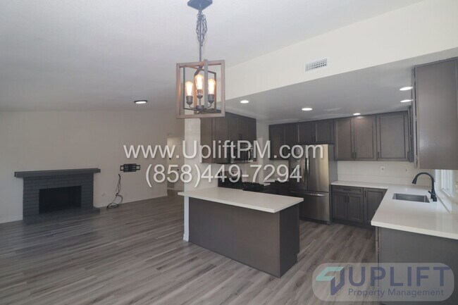 Building Photo - 1529 Marjorie St