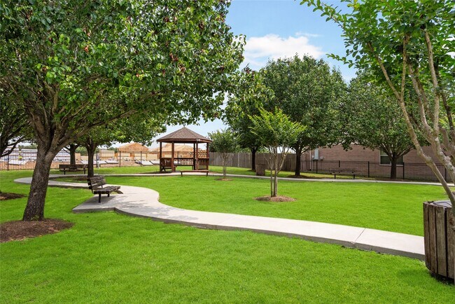 Building Photo - 17137 Wilthorne Colony Ct