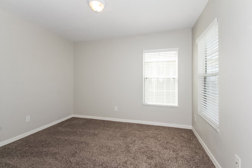 Building Photo - 6323 Magnolia Trails Ln