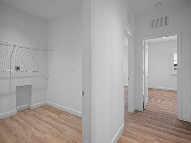 Building Photo - 13362 SW 284th St