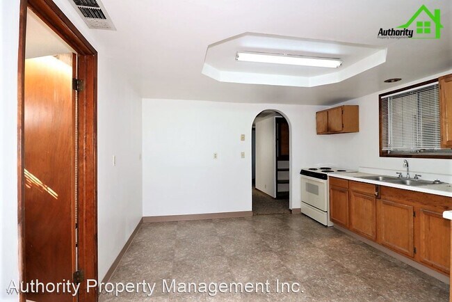 Building Photo - 3 br, 2 bath House - 3194 Veda Street