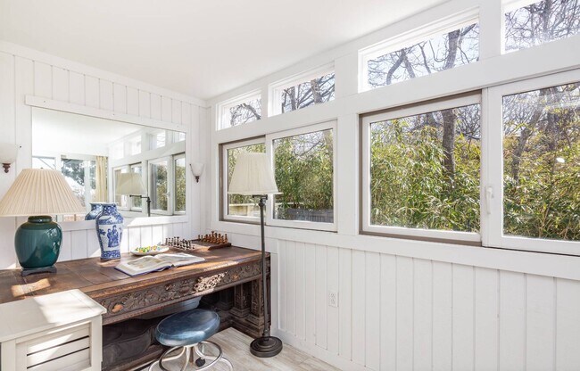 Building Photo - 20 Bay Inlet Rd