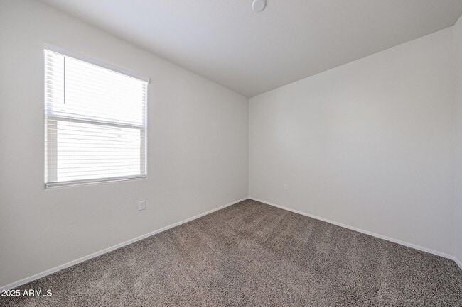 Building Photo - 31041 W Avalon Cir