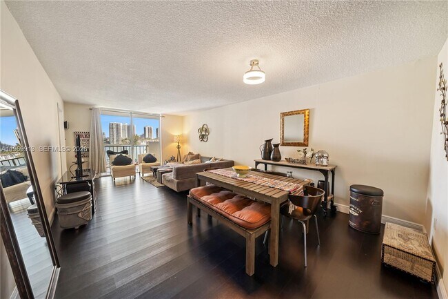 Building Photo - 2750 NE 183rd St