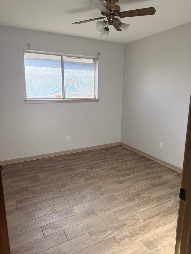 Building Photo - 1602 Willow Rock Rd