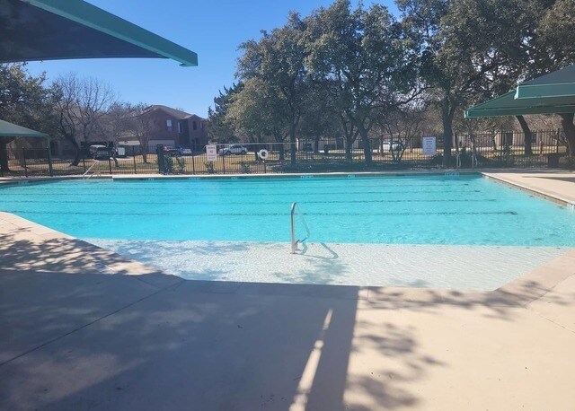 Building Photo - 10811 Marot Fld