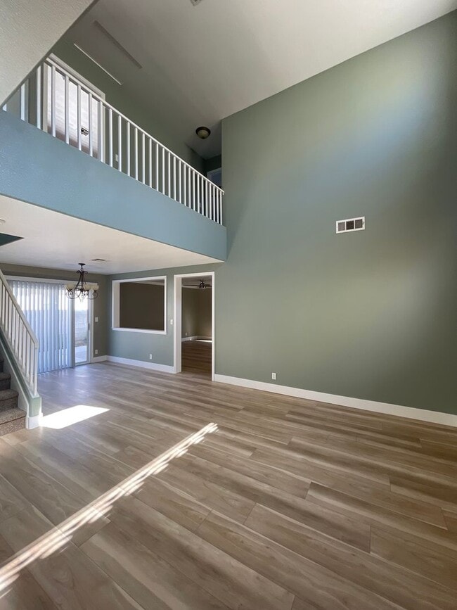 Building Photo - 5848 Red Dawn St