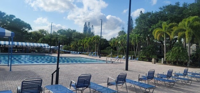 Building Photo - 3150 NW 42nd Ave