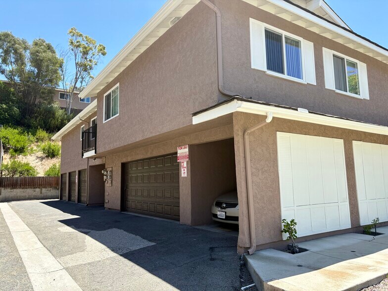 Building Photo - 2164 Via Robles