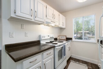 Interior Photo - Oakview Apartments