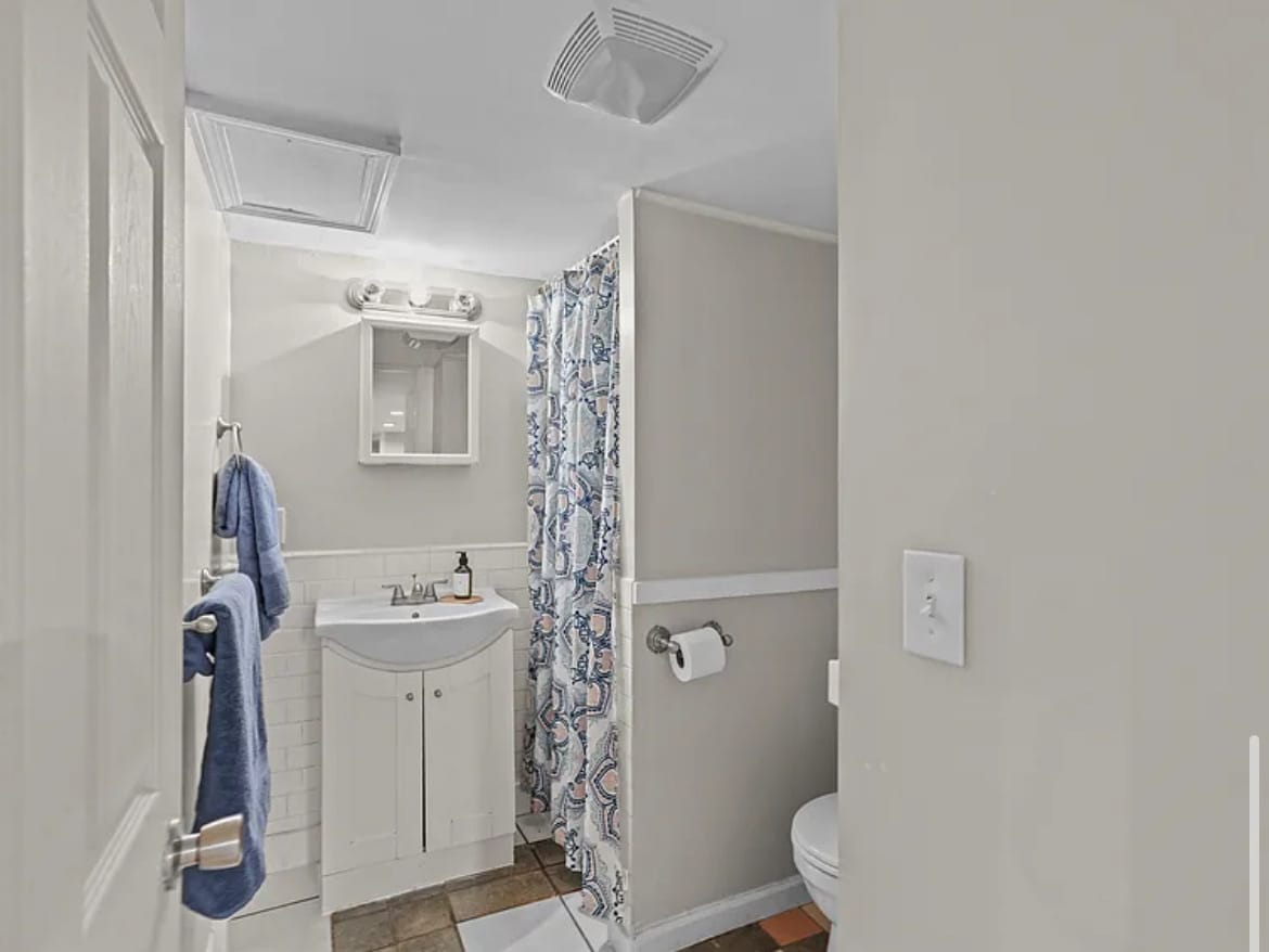 Building Photo - 67 Armington St