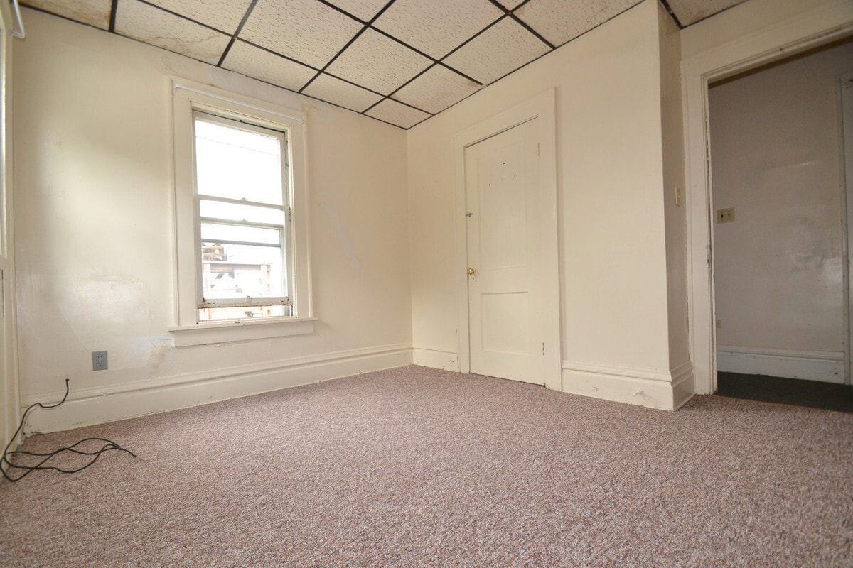 Building Photo - 537 Carroll St