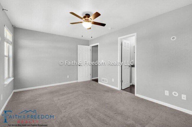 Building Photo - 8354 Freestar Way