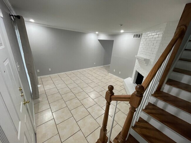 Building Photo - The Gardens Condos