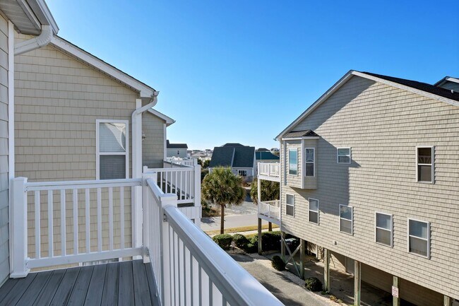 Building Photo - 306 Sea Star Cir