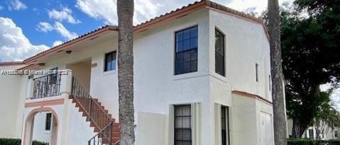 Building Photo - 300 Palmwood Pl