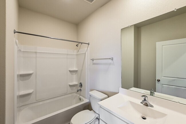 Building Photo - 420 Mustang Trot Dr