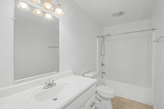 Building Photo - 124 30th 1/2 St