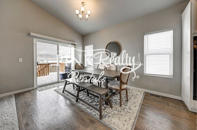 Building Photo - 1407 Grand Overlook St