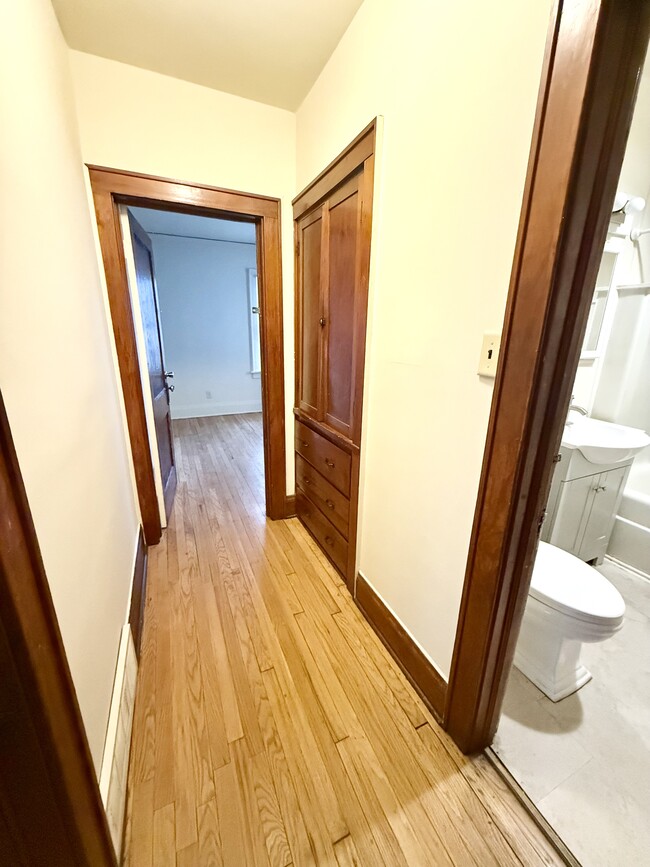 Building Photo - 6800 20th Ave