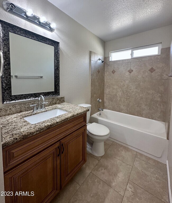 Building Photo - 3102 East Michigan Ave