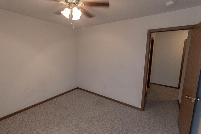 Building Photo - 1635 Bold Ruler Ct