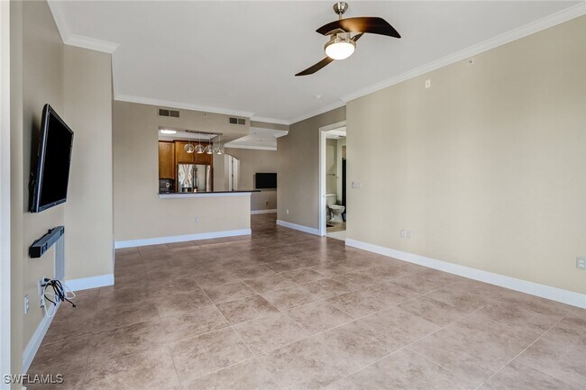 Building Photo - 23191 Fashion Dr