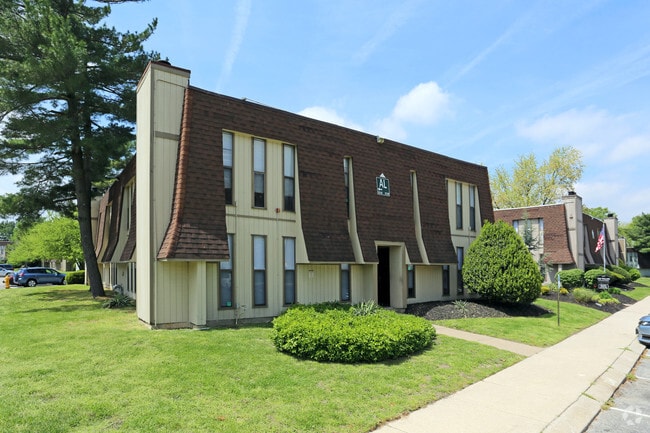 Building Photo - The Village at Laurel Creek