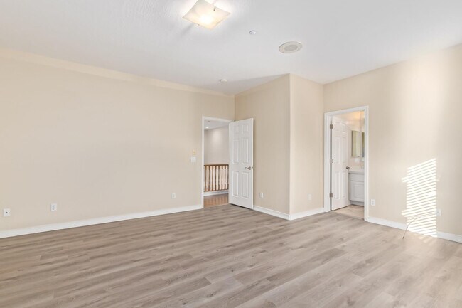 Building Photo - 15330 E Walnut Ln
