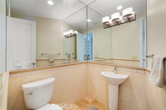 Building Photo - 6 Pacific Vista