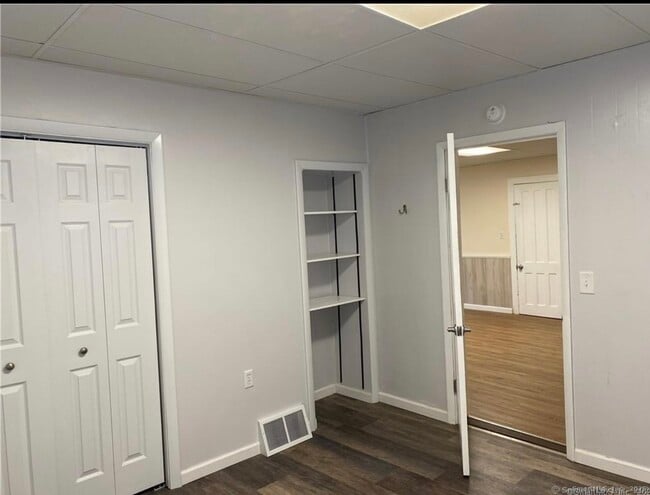 Building Photo - 22 Hodge Ave