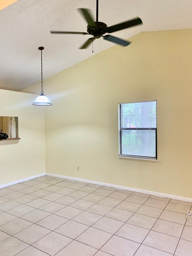 Building Photo - 5128 Indian Lakes Ct