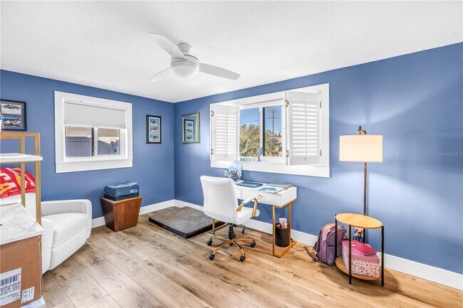 Building Photo - 354 74th Ave NE