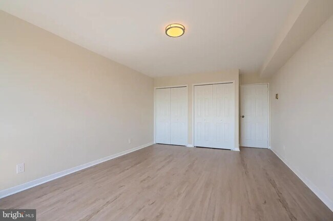 Building Photo - 1900 Lyttonsville Rd