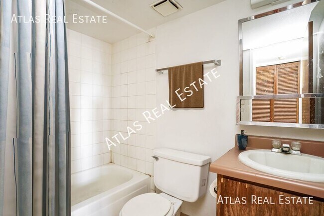 Building Photo - $500 DEPOSIT & MOVE IN SPECIAL