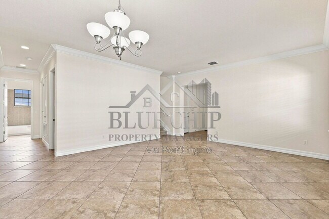 Building Photo - 10449 Henbury St