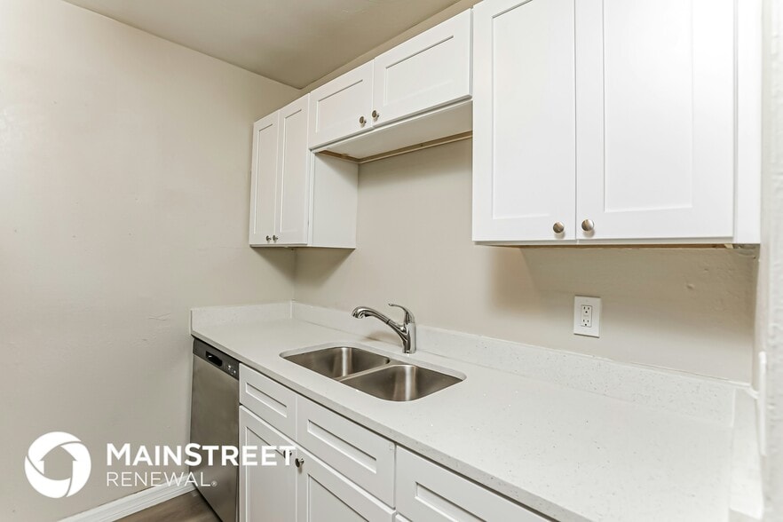 Building Photo - 1225 Gail St