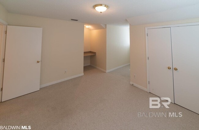 Building Photo - 17460 Pandion Ridge