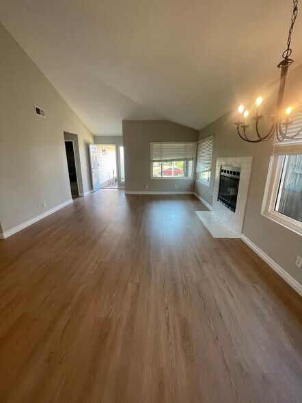 Building Photo - 514 Barnett Dr