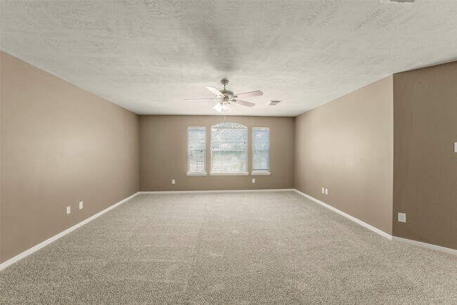 Building Photo - 2414 Falcon Knoll Ln