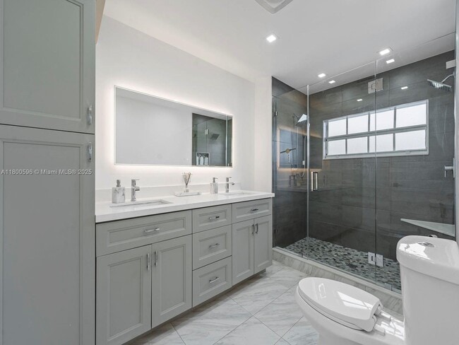 Building Photo - 17835 SW 150th Ct