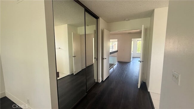 Building Photo - 46 Christamon W