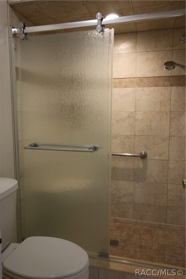 Building Photo - 908 Pritchard Island Rd