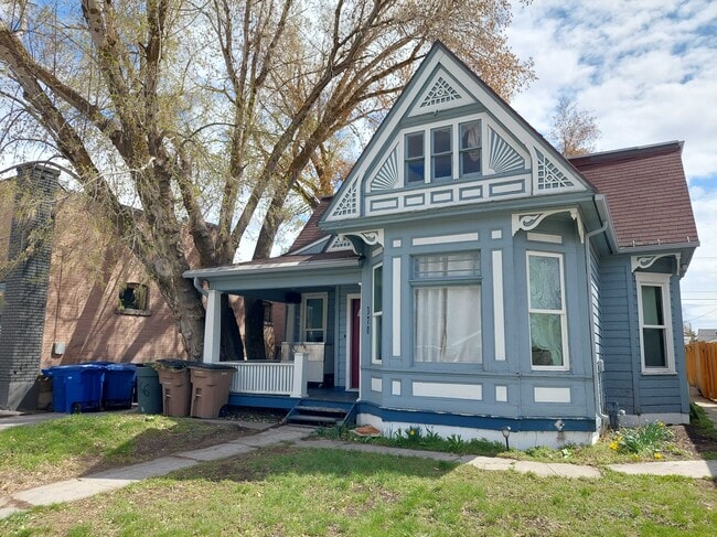Building Photo - 370 E 1700 S