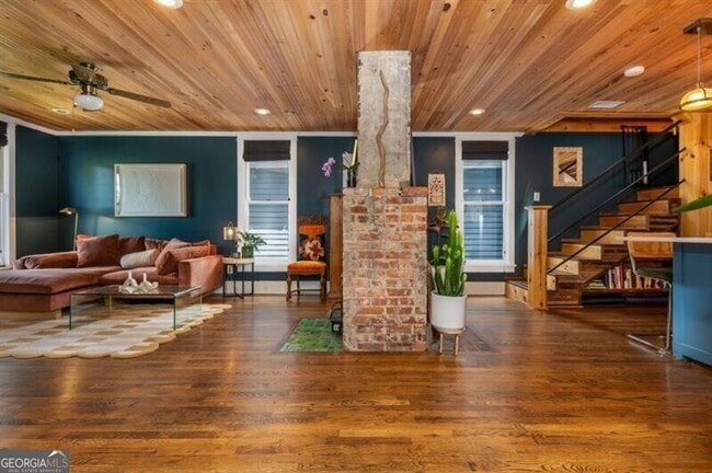 Building Photo - 154 Savannah St SE