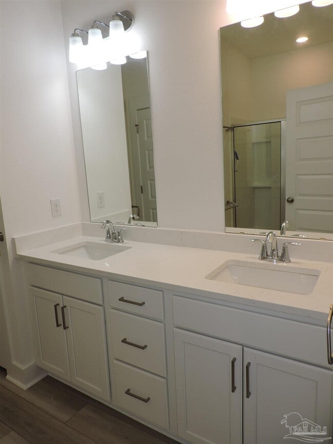 Building Photo - 6590 Paso Fino Dr