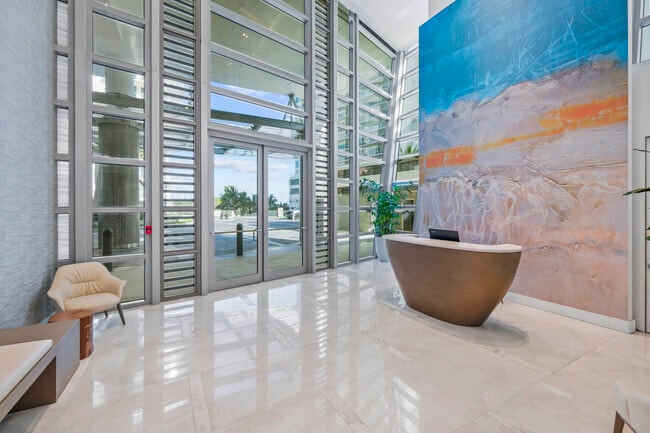 Building Photo - 3100 N Ocean Dr